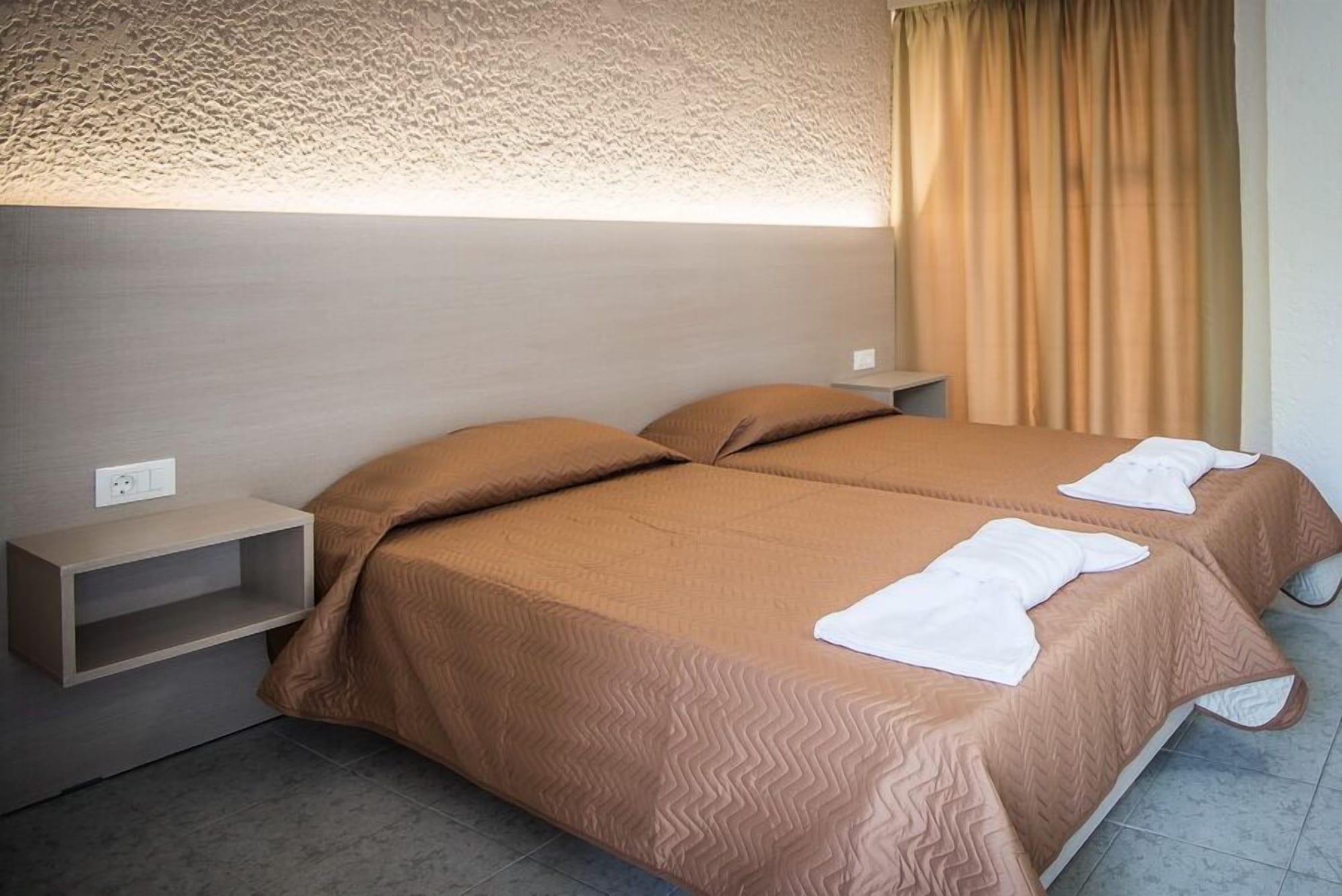 Essential Summer (Adults Only) Faliraki Exterior foto
